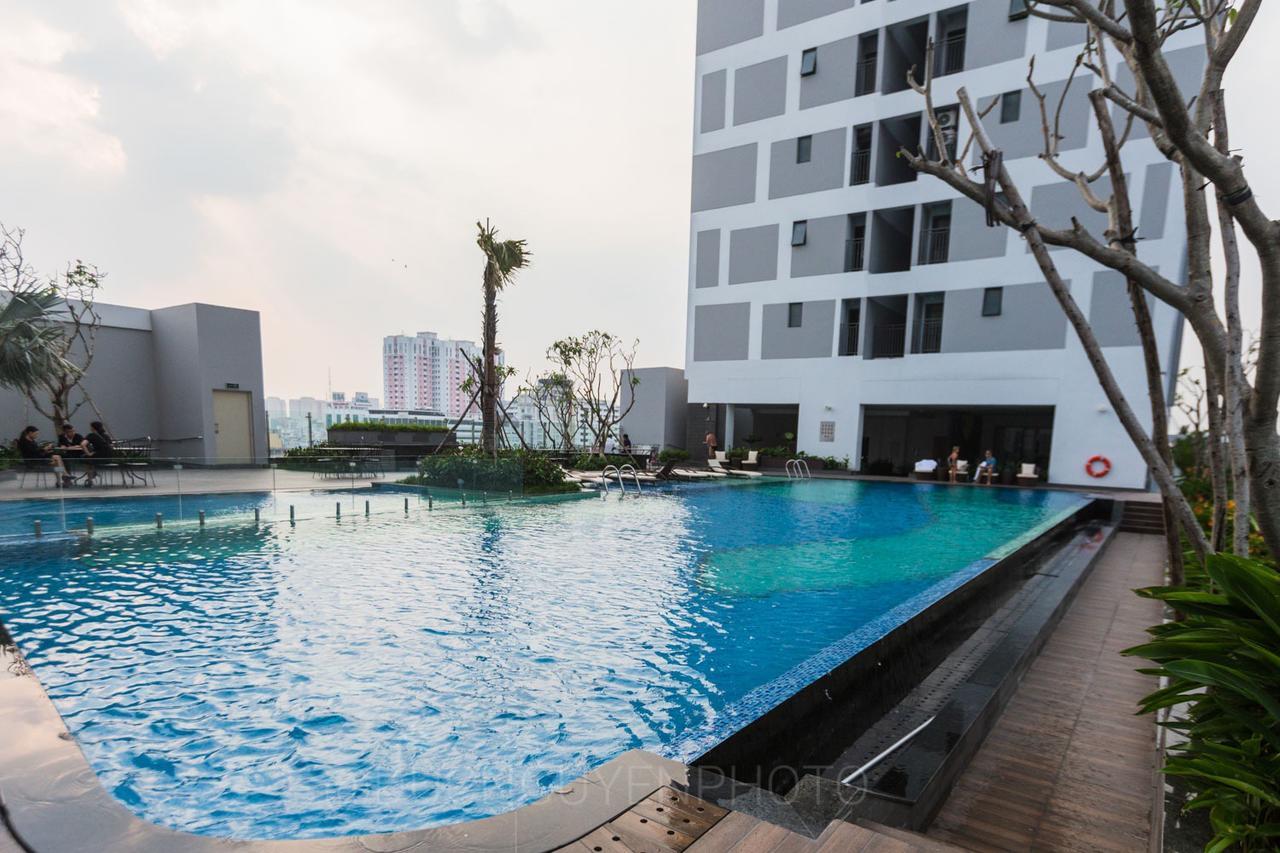 Infinity Edge Pool - Rivergate