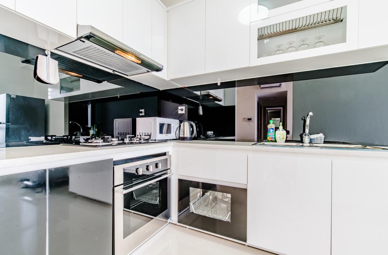 Apartment Infinity Edge Pool - Rivergate Ho Chi Minh City